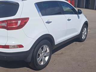 2012 Kia Sportage III, белый, 1399000 рублей, вид 5