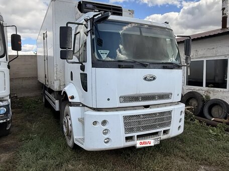 2013 Ford Cargo 18xx, белый, 2000000 рублей, вид 1