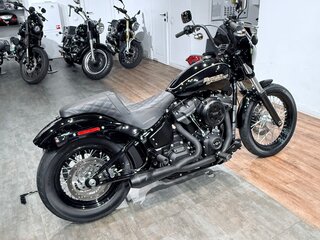 2018 Harley-Davidson Street Bob, чёрный, 1399000 рублей, вид 5