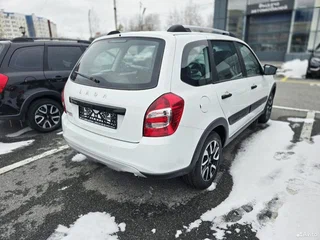 2026 Lada (ВАЗ) Granta Cross I Рестайлинг, белый, 1196000 рублей, вид 5