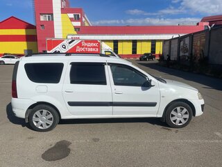 2015 Lada (ВАЗ) Largus I, белый, 650000 рублей, вид 2