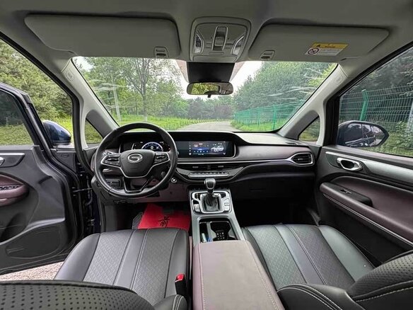 2022 GAC Trumpchi M6 Pro, синий, 1280000 рублей - вид 5