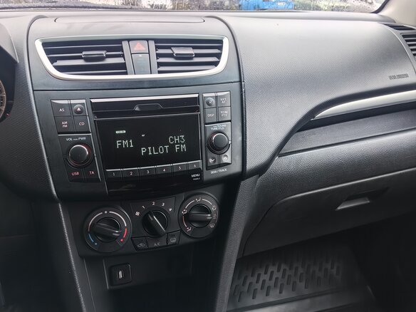 2011 Suzuki Swift IV, красный, 640000 рублей - вид 15