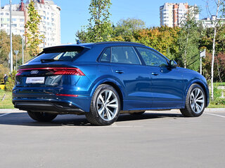 2020 Audi Q8 45 TDI I (4M), синий, 6370000 рублей, вид 5