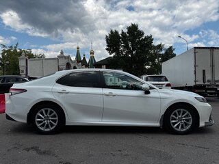 2021 Toyota Camry VIII (XV70) Рестайлинг, белый, 2250000 рублей, вид 5
