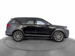 2018 Ford Explorer V Рестайлинг 2, чёрный, 2475000 рублей, вид 4