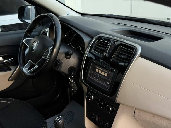 2018 Renault Logan II Рестайлинг, коричневый, 750000 рублей - вид 15