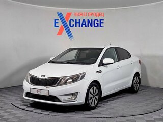 2013 Kia Rio 5-speed III, белый, 609000 рублей, вид 1