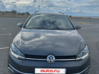 2017 Volkswagen Golf VII Рестайлинг, серый, 1450000 рублей, вид 2