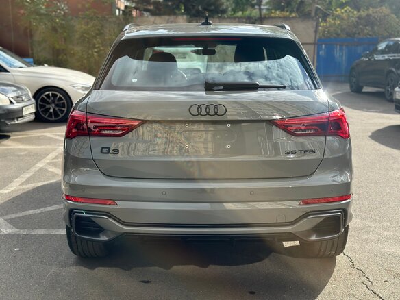 2026 Audi Q3 35 TFSI II (F3), серый, 3799000 рублей - вид 3