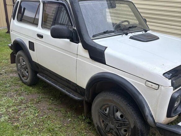 2012 Lada (ВАЗ) 2121 (4x4) I Рестайлинг, белый, 330000 рублей - вид 1