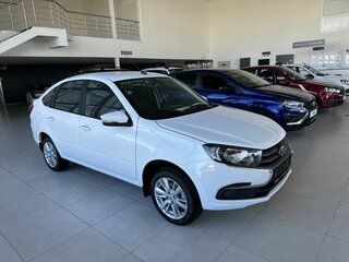 2026 Lada (ВАЗ) Granta I Рестайлинг, белый, 1218000 рублей, вид 3