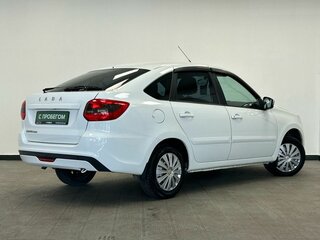 2021 Lada (ВАЗ) Granta I Рестайлинг, белый, 694000 рублей, вид 2