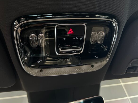2026 Geely Galaxy M7, серебристый - вид 27