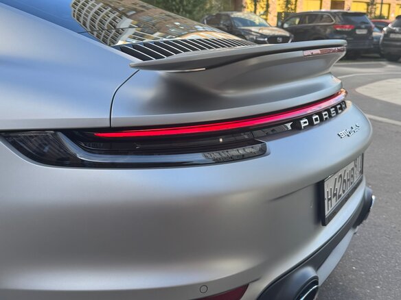 2021 Porsche 911 Turbo S VIII (992), серый, 21000000 рублей