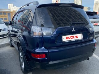 2011 Mitsubishi Outlander II Рестайлинг, синий, 1050000 рублей, вид 3