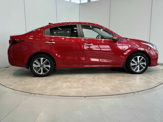 2019 Kia Rio IV, красный, 1710000 рублей, вид 4