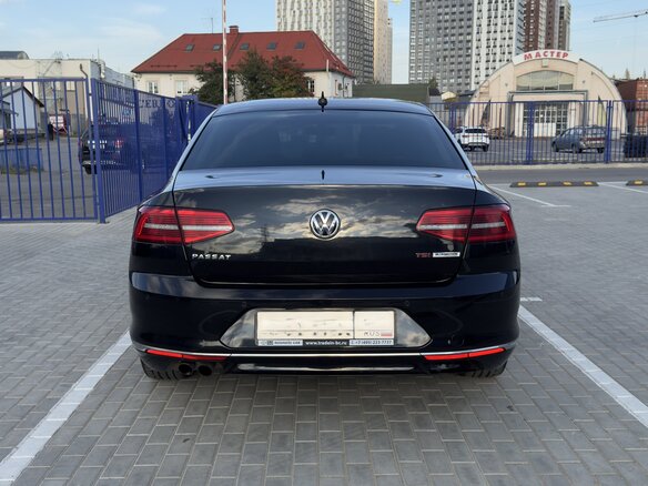 2015 Volkswagen Passat B8, чёрный, 1525000 рублей - вид 6