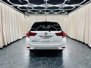 2017 Toyota Corolla Fielder XI (E160, E170) Рестайлинг 2, белый, 1429000 рублей, вид 5
