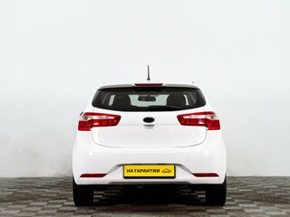 2013 Kia Rio 4-speed III, белый, 909000 рублей, вид 5