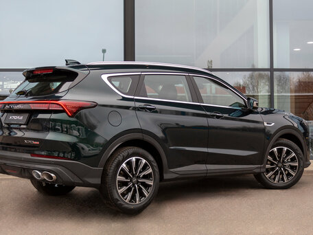 2026 Jetour X70+ I Рестайлинг, зелёный, 3399000 рублей, вид 2