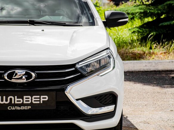 2026 Lada (ВАЗ) Vesta I Рестайлинг (NG), белый, 1581000 рублей - вид 1
