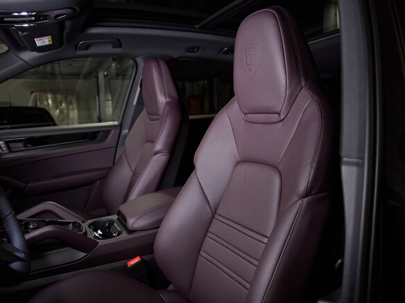 2026 Porsche Cayenne III Рестайлинг, чёрный, 18275000 рублей - вид 12
