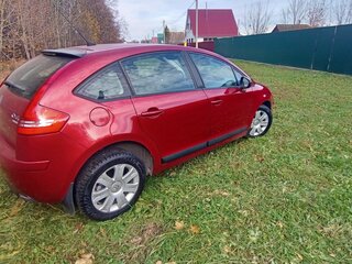 2010 Citroen C4 I Рестайлинг, красный, 330000 рублей, вид 5
