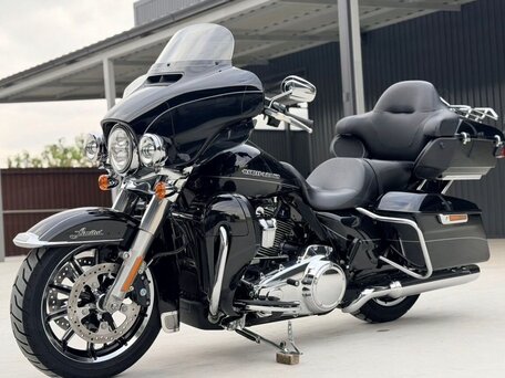 2017 Harley-Davidson Ultra Limited, чёрный, 1550000 рублей, вид 2
