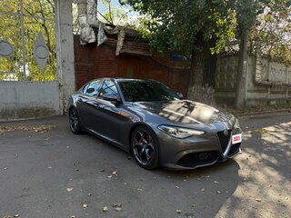 2017 Alfa Romeo Giulia II (952), серый, 2499900 рублей, вид 1