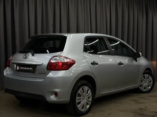 2011 Toyota Auris I Рестайлинг, серый, 849777 рублей, вид 2