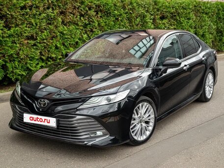 2018 Toyota Camry VIII (XV70), чёрный, 2350000 рублей, вид 1