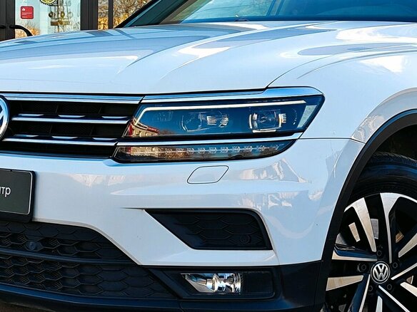 2020 Volkswagen Tiguan II, белый, 2479000 рублей - вид 5
