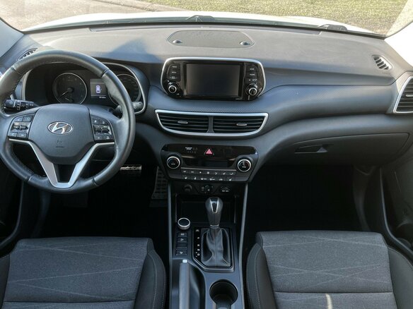 2020 Hyundai Tucson III Рестайлинг, белый, 2439000 рублей - вид 11