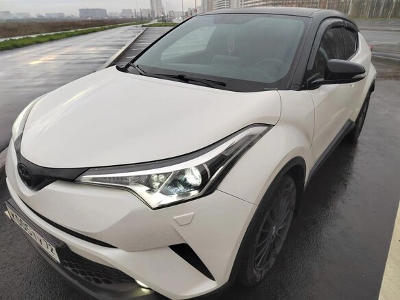 2019 Toyota C-HR I, белый, 2599000 рублей - вид 3