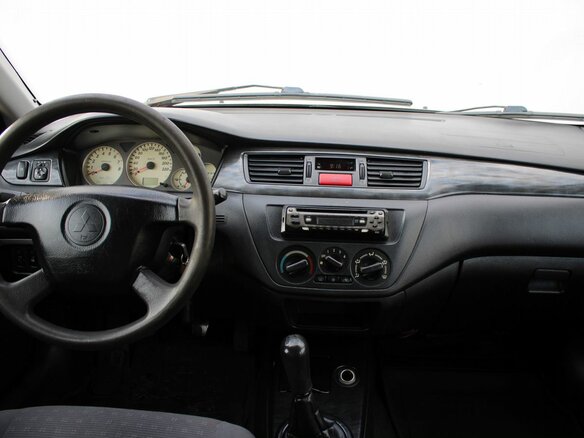 2005 Mitsubishi Lancer IX, серый, 239000 рублей - вид 6