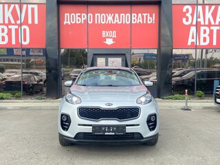 2018 Kia Sportage IV Рестайлинг, серебристый, 2100000 рублей, вид 2