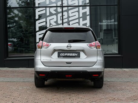 2015 Nissan X-Trail III, серебристый, 1599000 рублей, вид 4