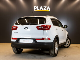 2013 Kia Sportage III, белый, 1329000 рублей, вид 4