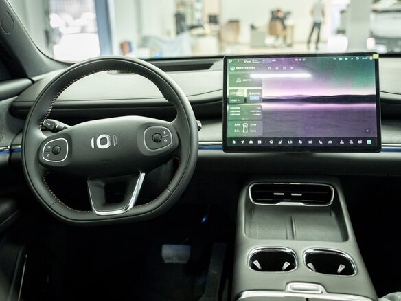2026 Changan Qiyuan Q07 21.5 kWh, серебристый, 3390000 рублей - вид 7