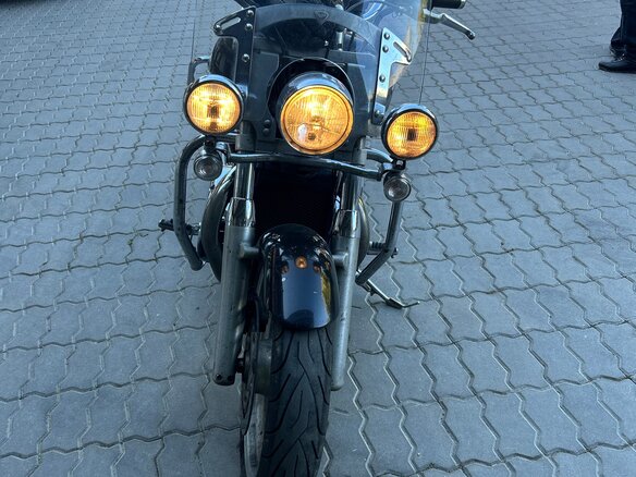 2011 Triumph Thunderbird 1600, чёрный, 850000 рублей