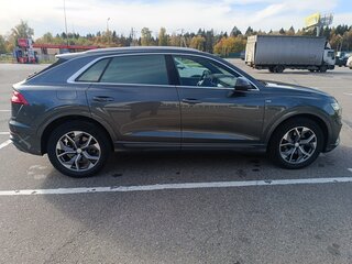 2020 Audi Q8 45 TDI I (4M), серый, 5250000 рублей, вид 4