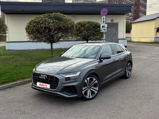 2019 Audi Q8 55 TFSI I (4M), серый, 5450000 рублей, вид 1