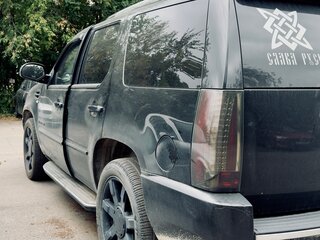 2008 Cadillac Escalade III, чёрный, 1300000 рублей, вид 3