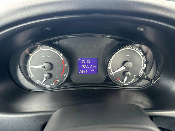 2018 Lada (ВАЗ) Priora I Рестайлинг, серебристый, 662000 рублей - вид 13