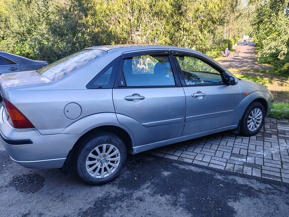 2004 Ford Focus I Рестайлинг, серебристый, 320000 рублей - вид 5