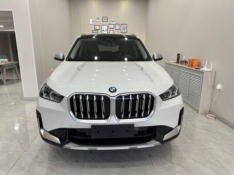 2023 BMW X1 Long 20Li sDrive III (U11/U12), белый, 2700000 рублей, вид 2