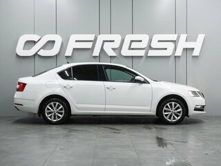 2018 Skoda Octavia III (A7) Рестайлинг, белый, 1400000 рублей, вид 5