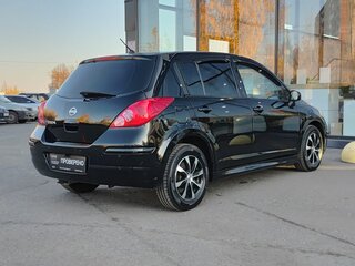 2010 Nissan Tiida I Рестайлинг, чёрный, 725000 рублей, вид 5