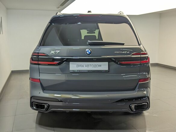 2026 BMW X7 40d I (G07) Рестайлинг, серый, 19250000 рублей - вид 5